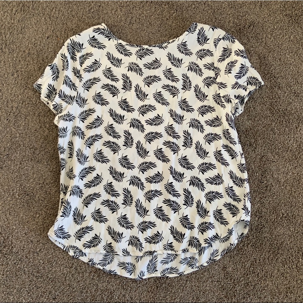 Feather print shirt